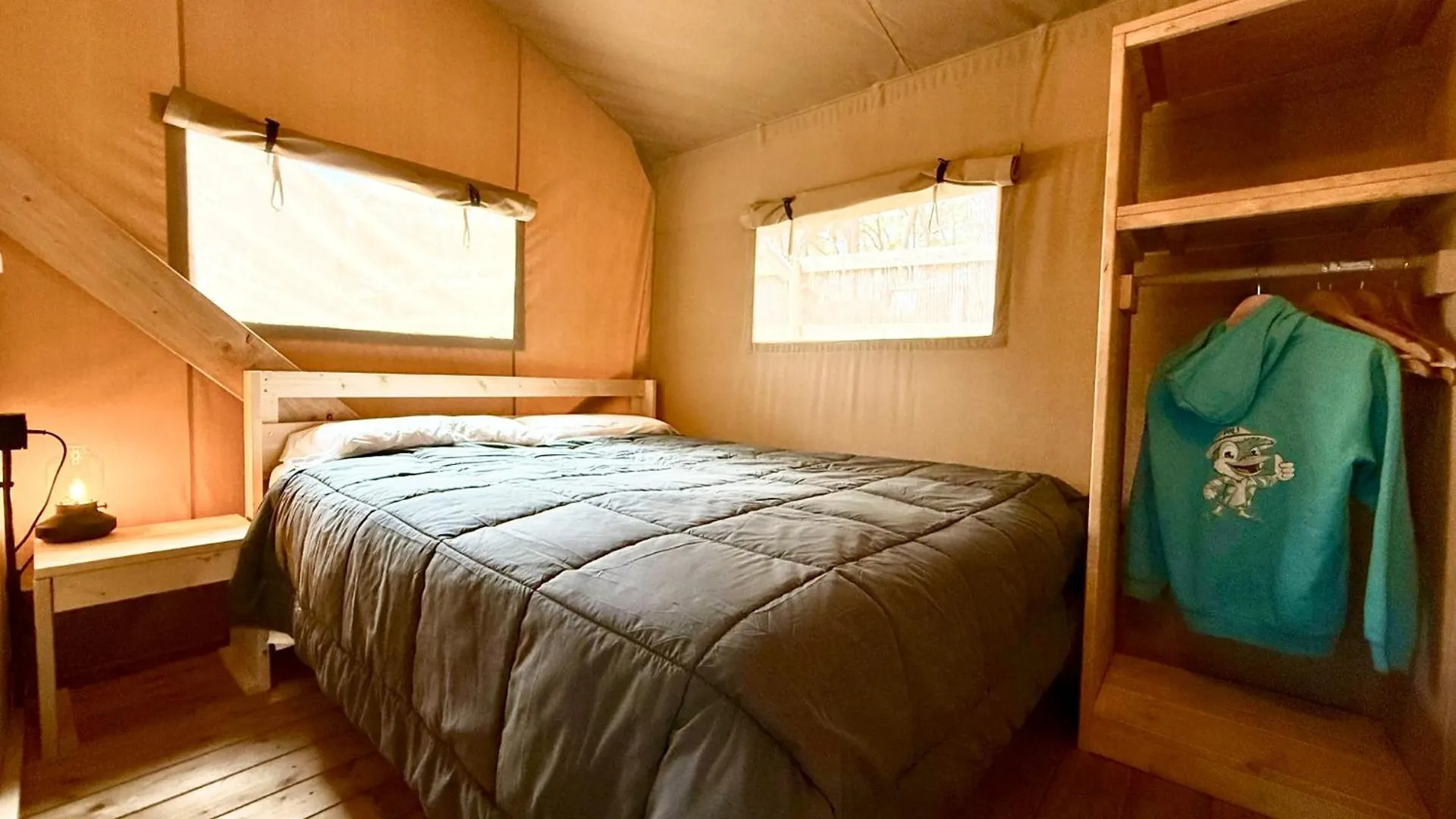Interpals Eco Resort Camping Pals